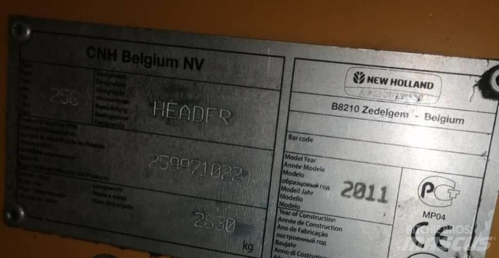 New Holland CX 8090 Skördetröskor