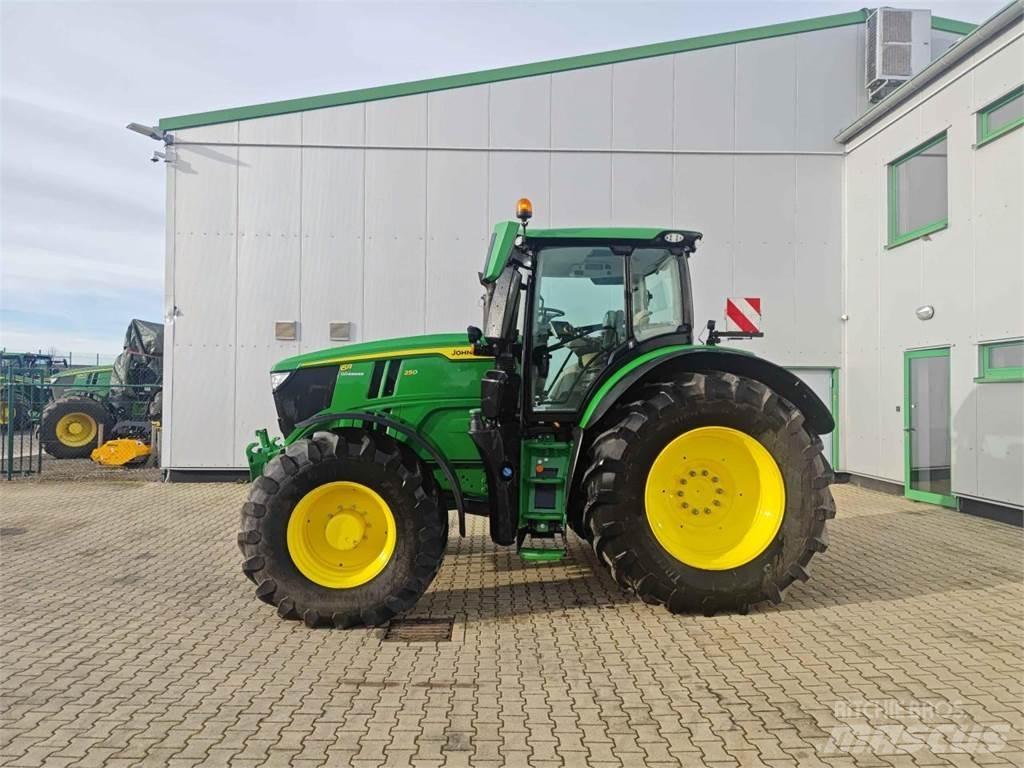 John Deere 6R 250 Traktorer