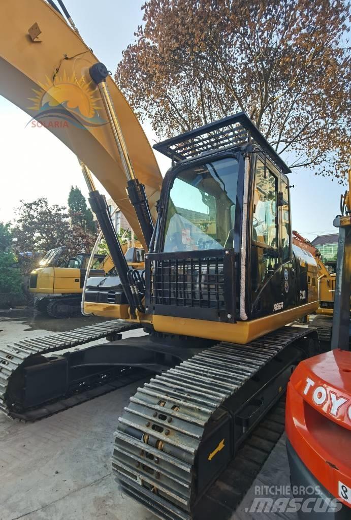 CAT 320D2 Bandgrävare