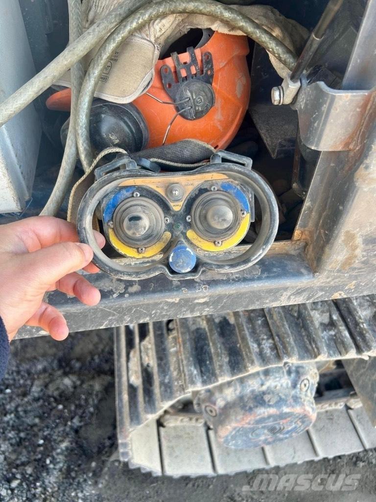 Sandvik QJ 241 Mobila krossar