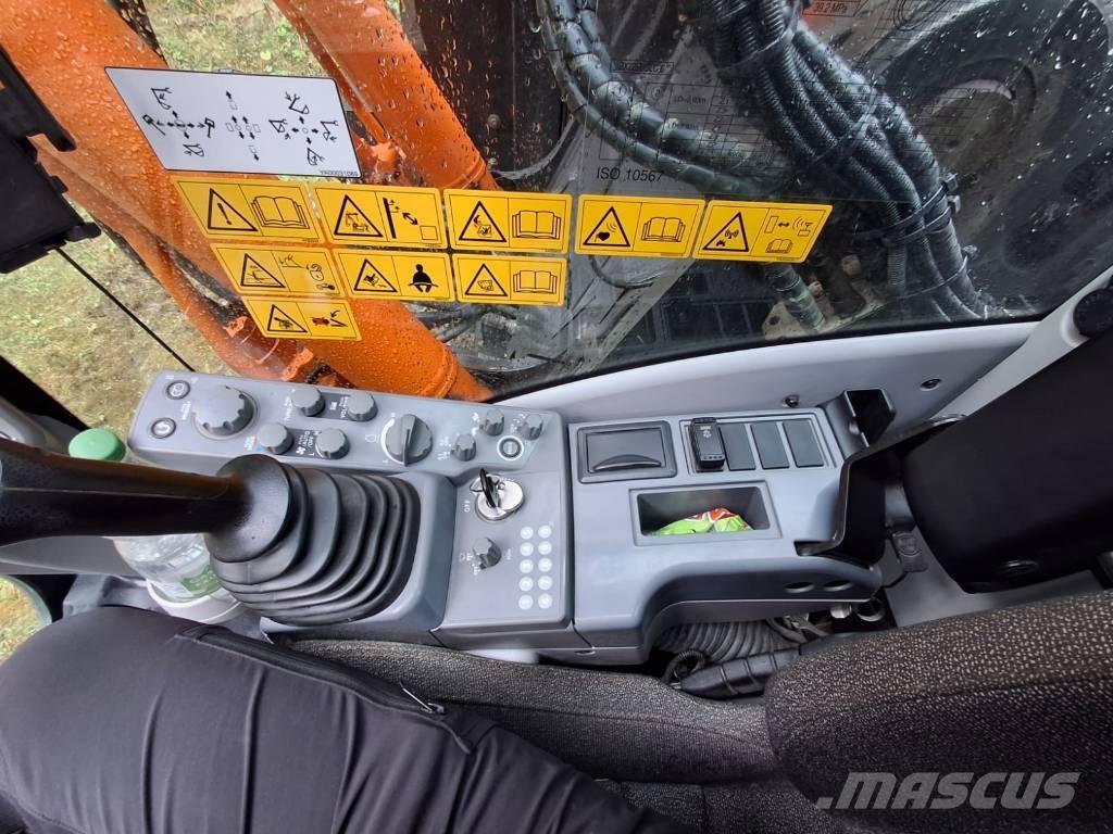 Hitachi ZX 225 US LC Bandgrävare