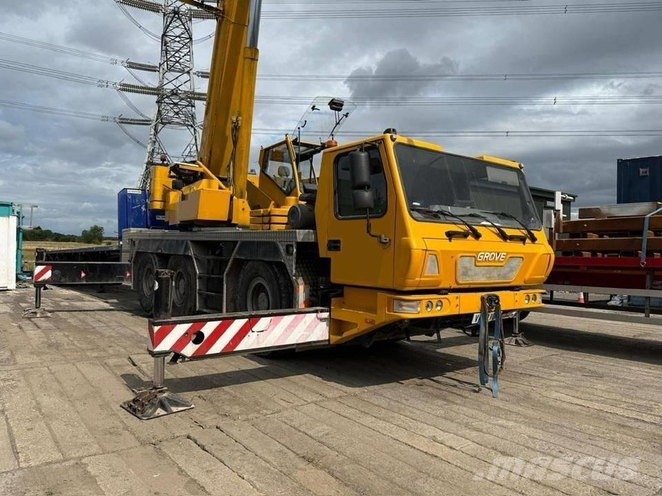 Grove GMK 3055 Allterrängkranar