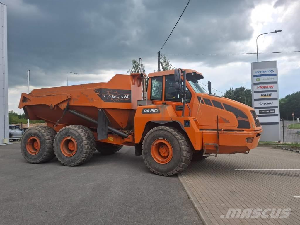 Doosan DA 30 Midjestyrd dumper