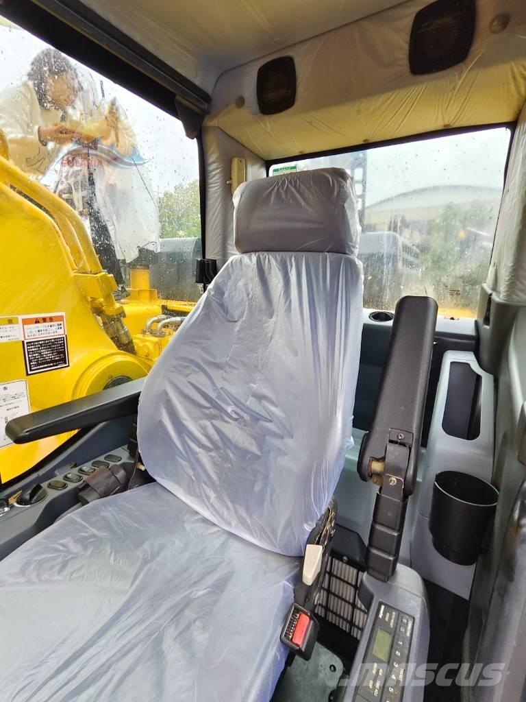 Komatsu PC 400-8 R Bandgrävare