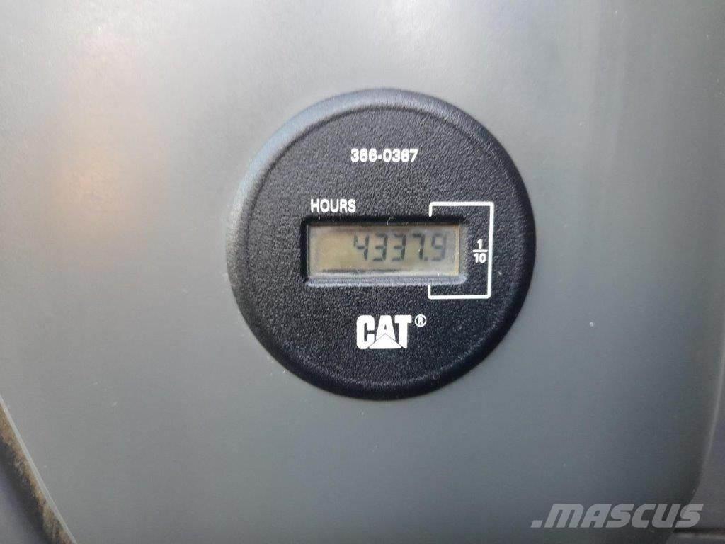 CAT 311 F BLADE Bandgrävare