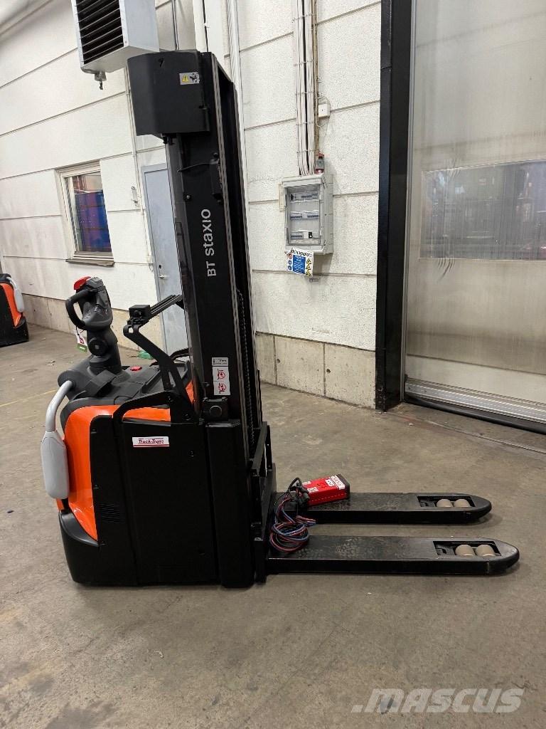 Toyota SPE140L Staplare-led