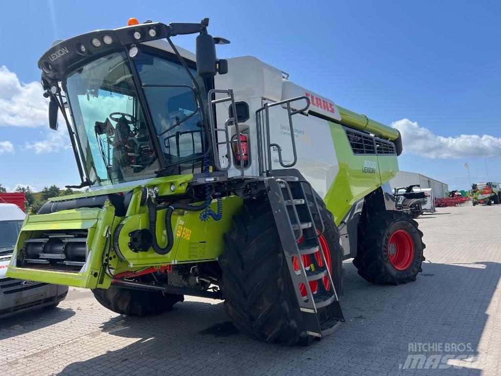 CLAAS Lexion 8700 Skördetröskor