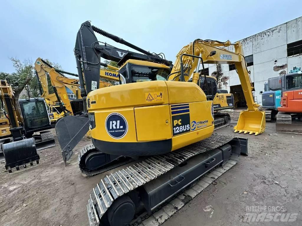 Komatsu PC 128 Bandgrävare