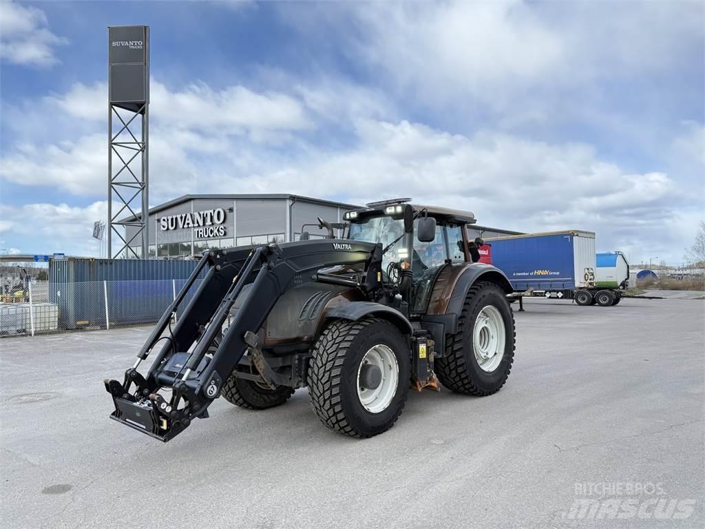 Valtra T203 Traktorer