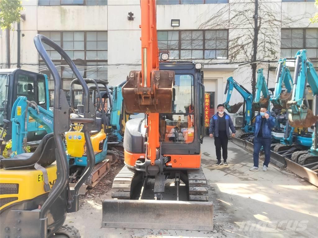Hitachi ZX30 Minigrävare < 7t