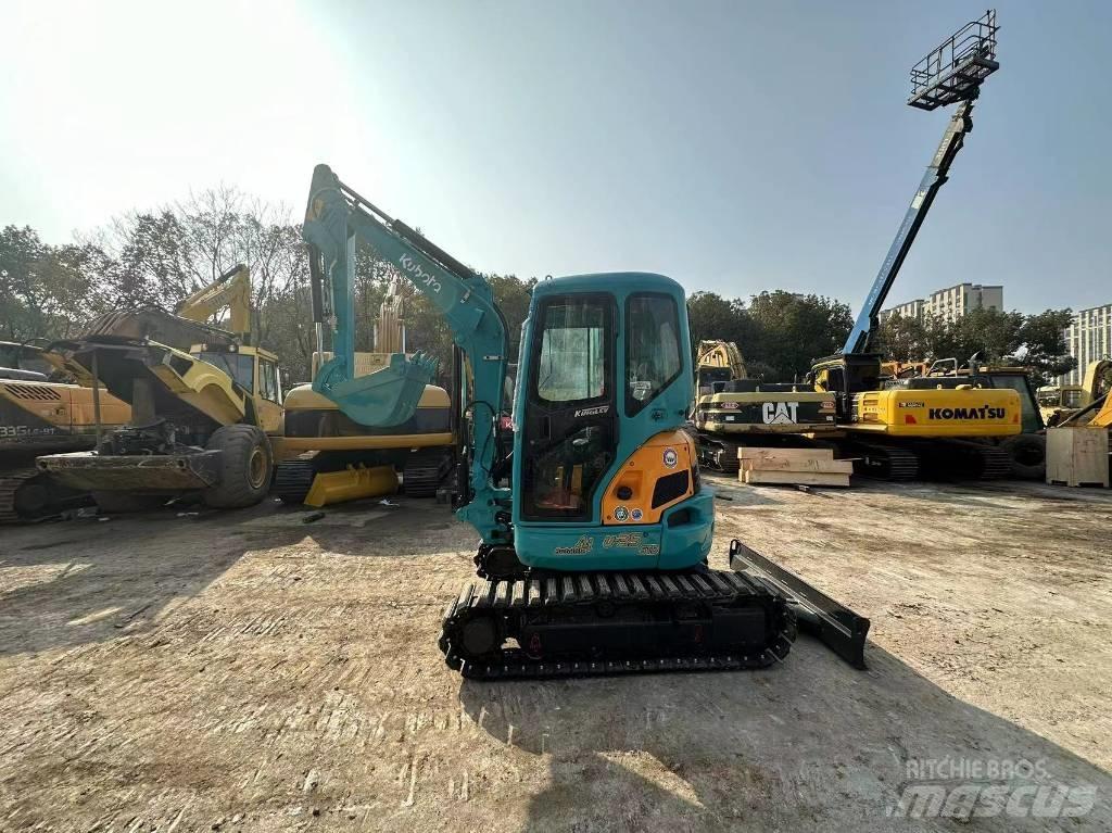 Kubota U 35 Minigrävare < 7t