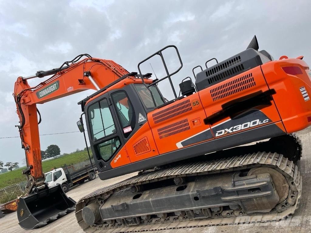 Doosan Dx300 Bandgrävare