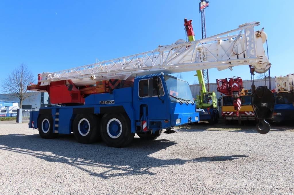 Liebherr LTM 1050-1 Allterrängkranar