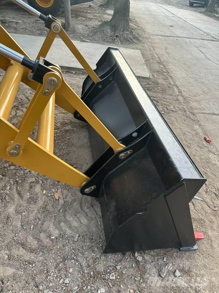 CAT CAT 420 F Grävlastare