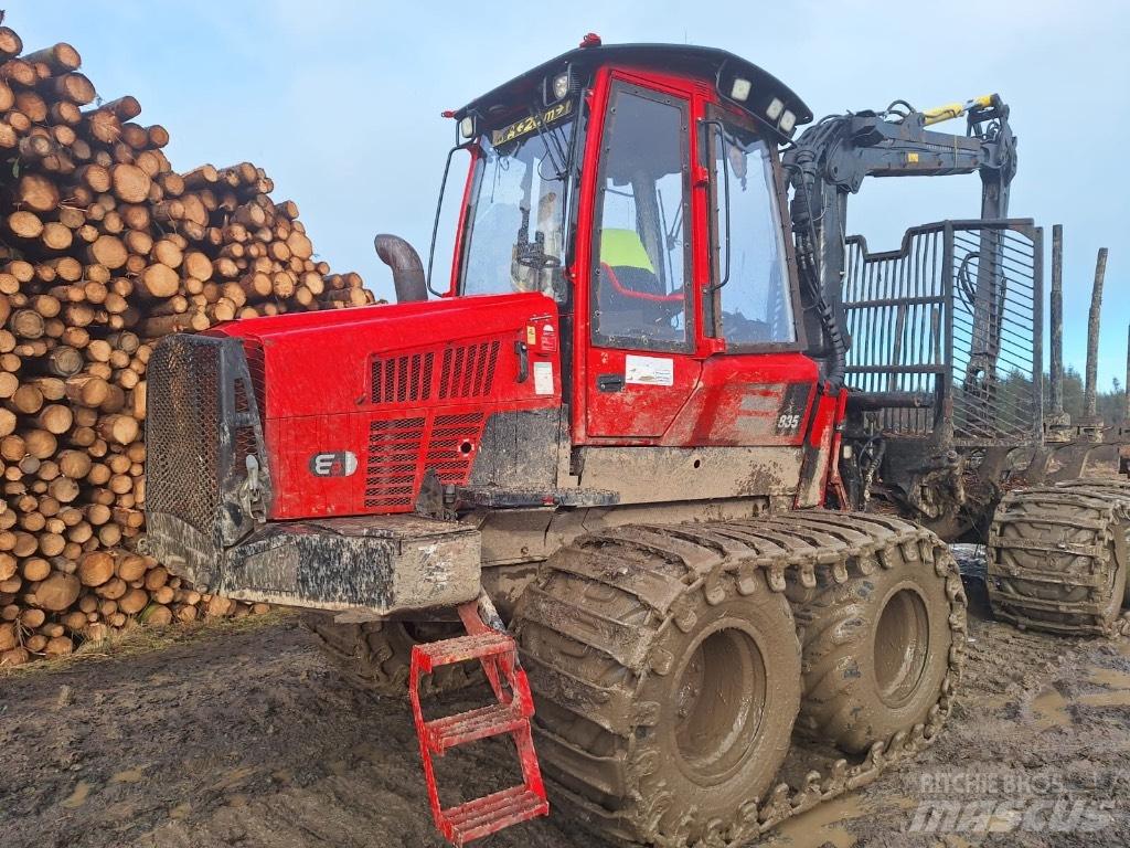 Komatsu 835 Skotare