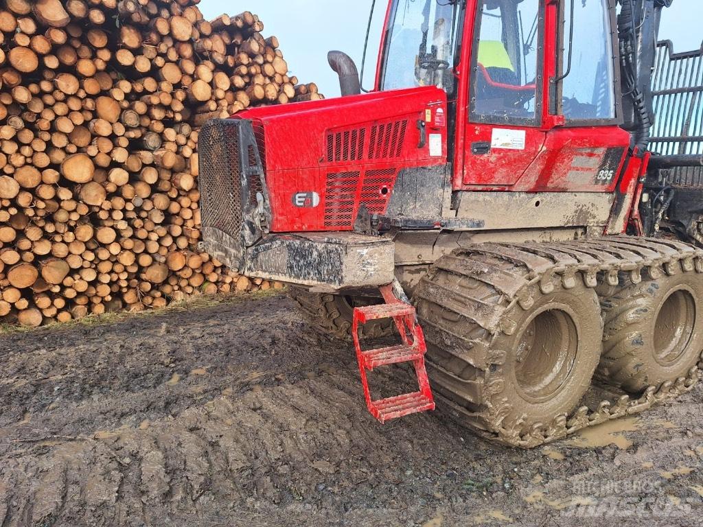 Komatsu 835 Skotare