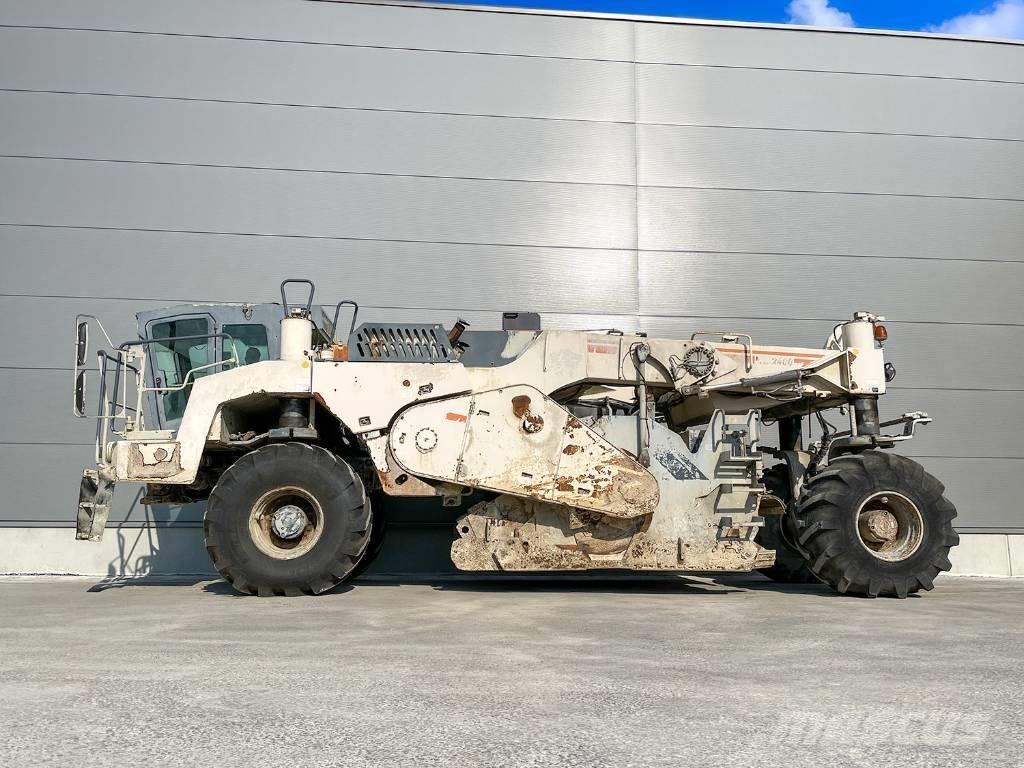 Wirtgen WR 2400 Återvinningsmaskiner för asfalt