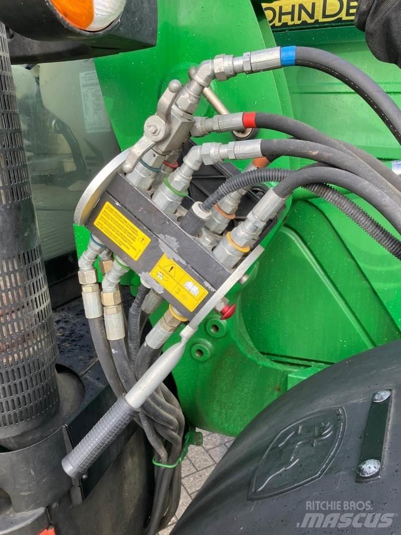 John Deere 6125R Traktorer
