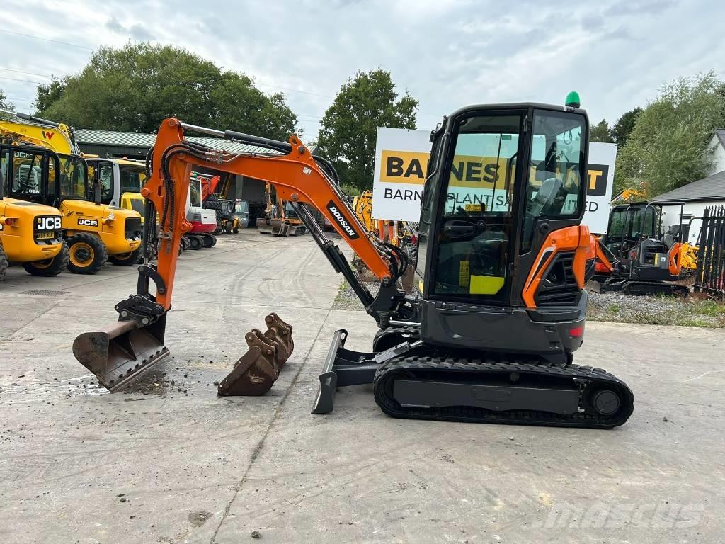 Doosan DX 27 Z Minigrävare < 7t