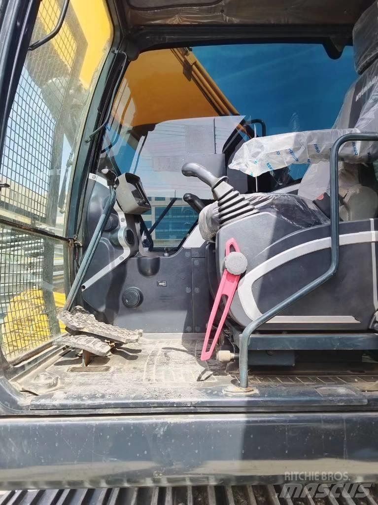 Hyundai 220 Bandgrävare