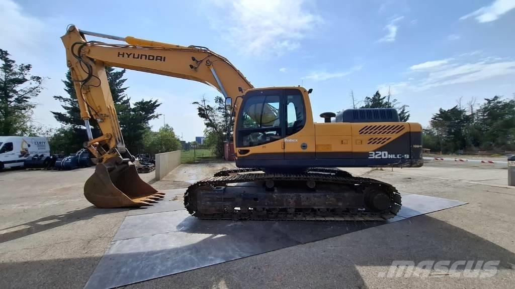 Hyundai R320NLC-9 Bandgrävare