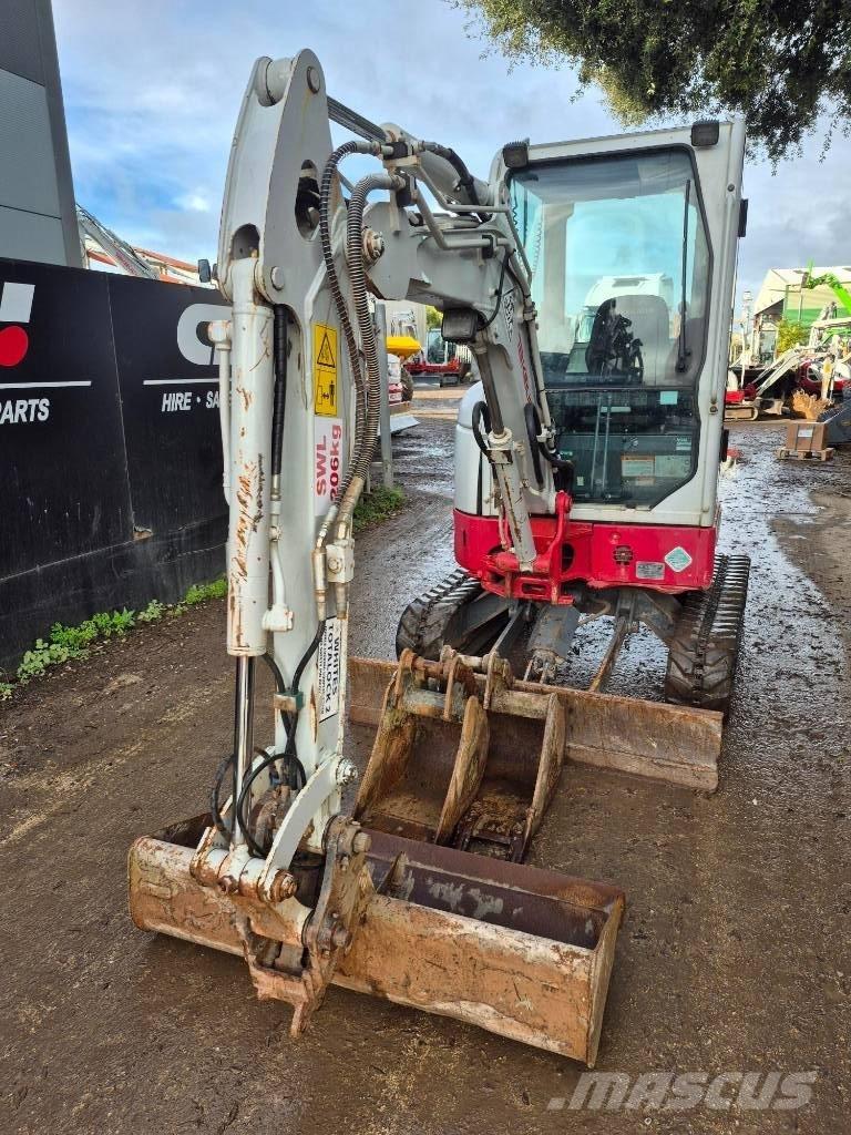 Takeuchi TB 325 R Minigrävare < 7t
