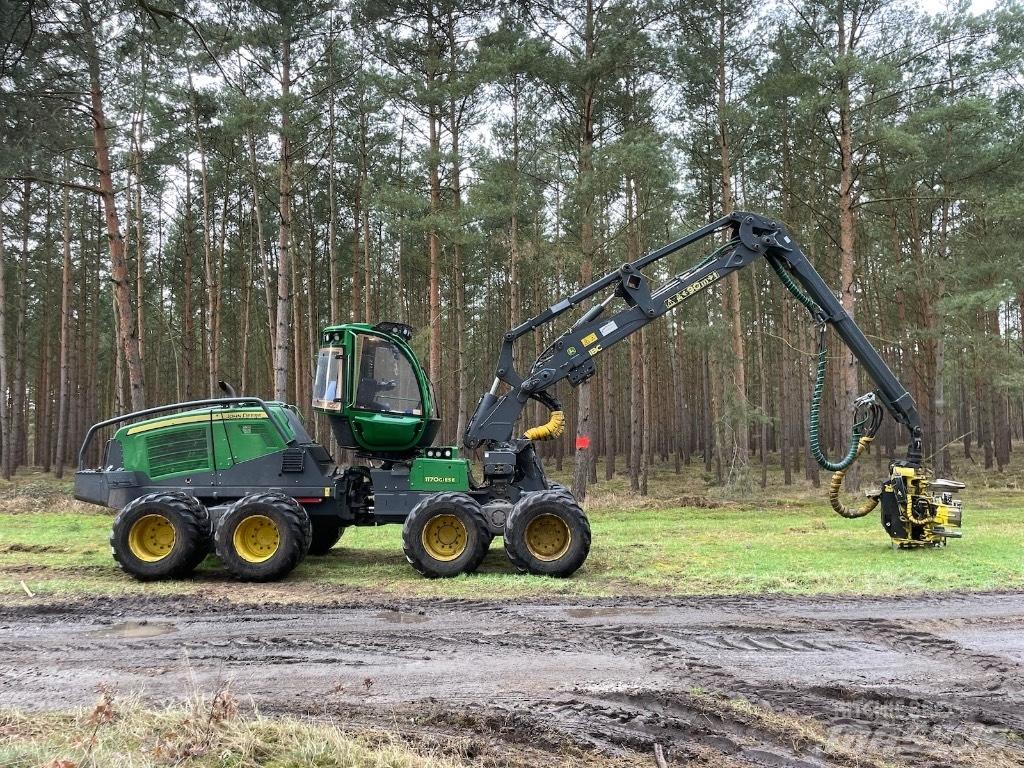 John Deere 1170G 8WD Skördare