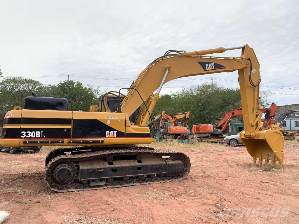 CAT 330BL Bandgrävare
