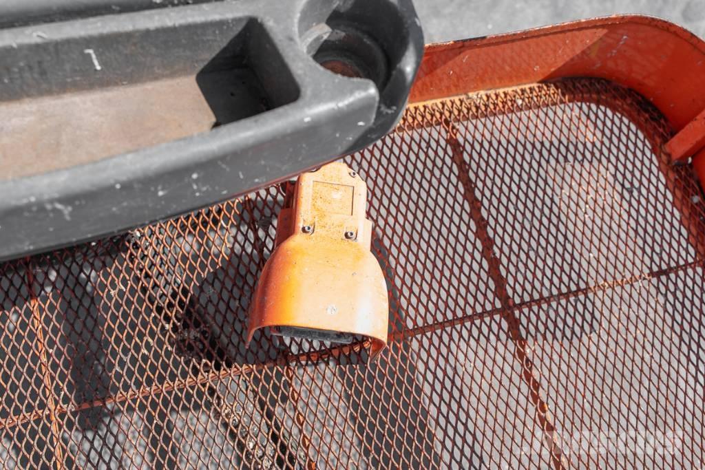 JLG 460 SJ Teleskop bomliftar