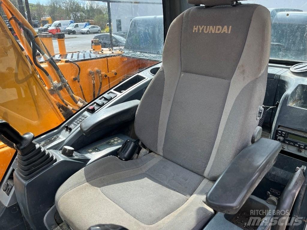 Hyundai 140LC-9A Bandgrävare