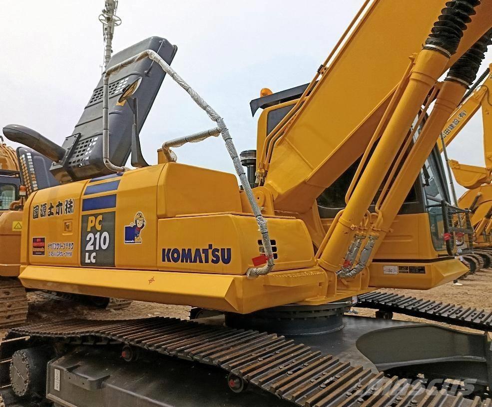 Komatsu PC 210 Bandgrävare