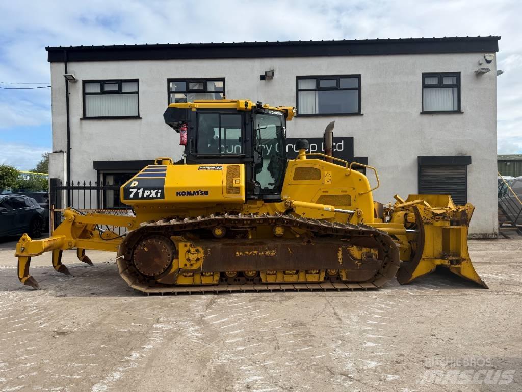 Komatsu D 71P Xi-24 Bandschaktare