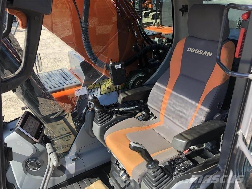 Doosan dx300 Bandgrävare
