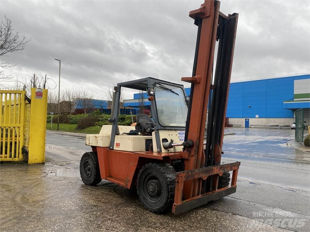 Nissan BF05H50U Dieselmotviktstruckar