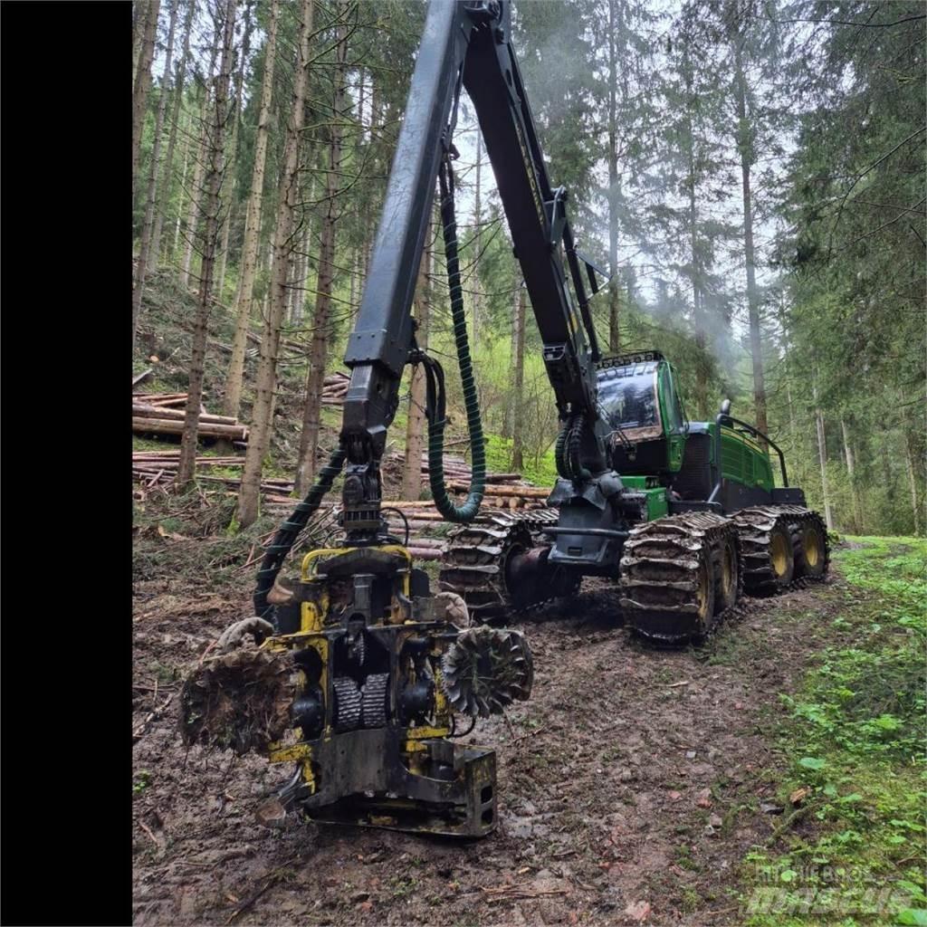 John Deere 1270 G Skördare