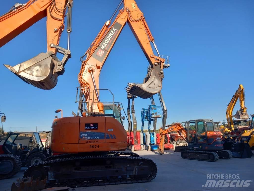 Doosan DX 235 LCR Bandgrävare