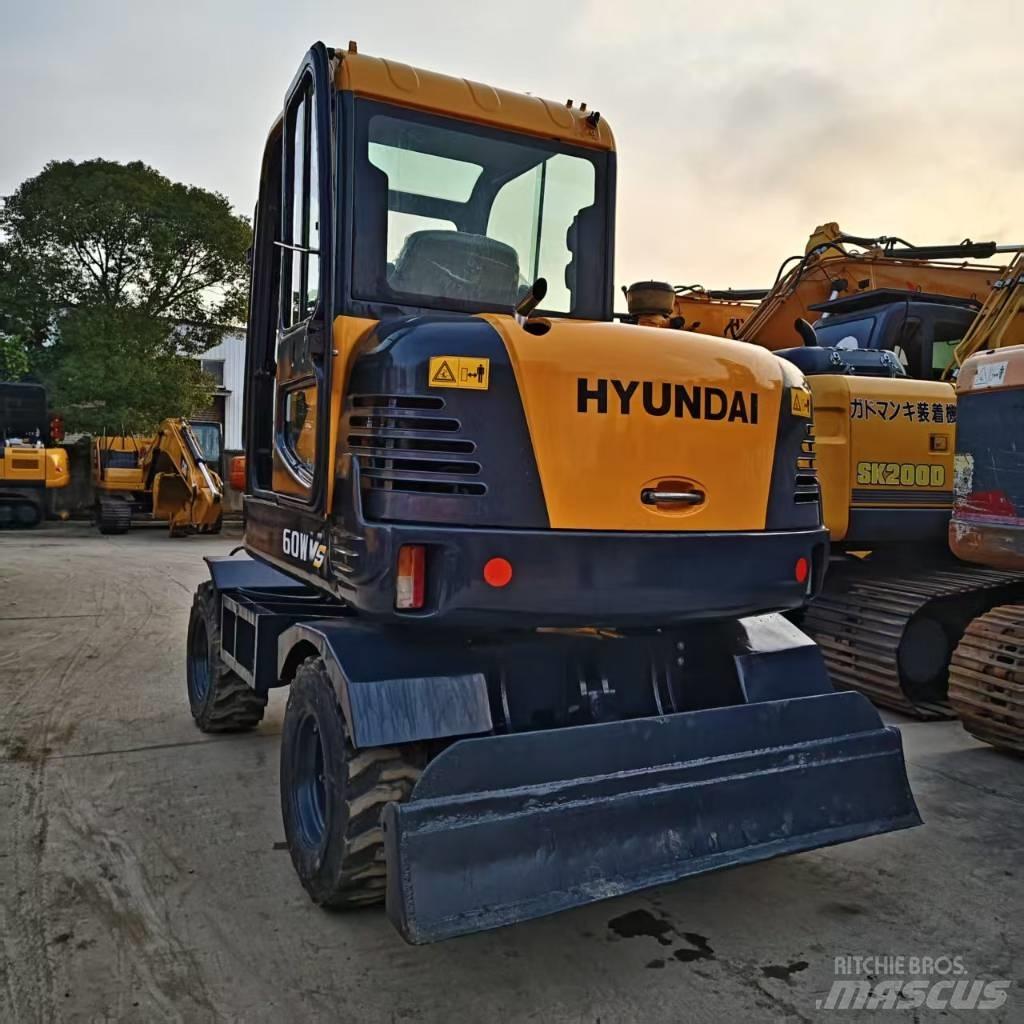 Hyundai Robex 60 VS Minigrävare < 7t