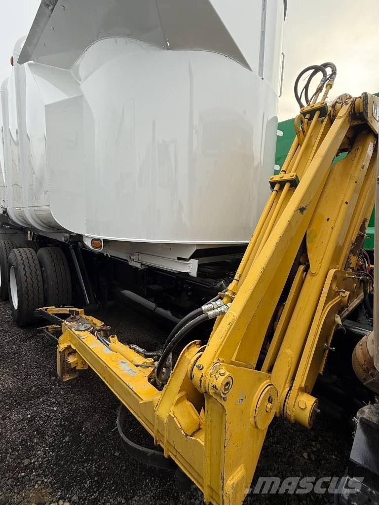 Freightliner 108SD Sopbilar