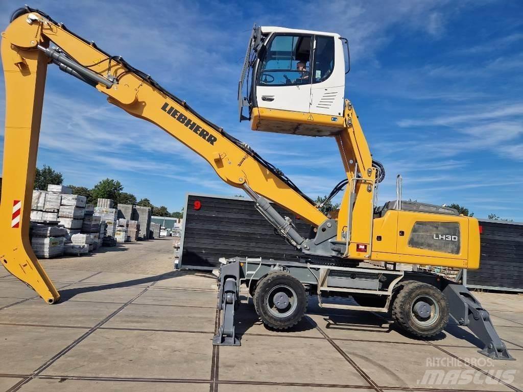 Liebherr LH 30 M Avfalls / industri hantering