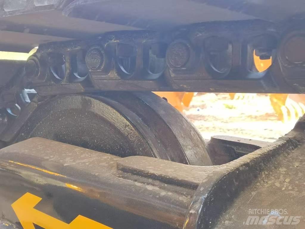 CAT 320 D Bandgrävare