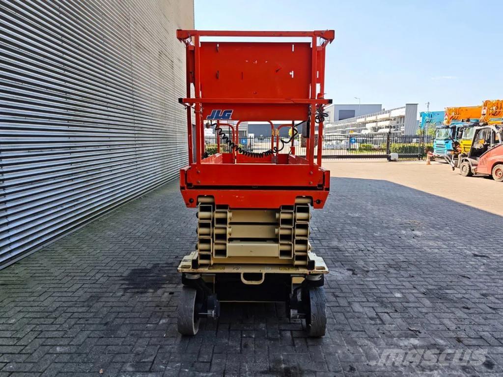 JLG 3246 ES Saxliftar