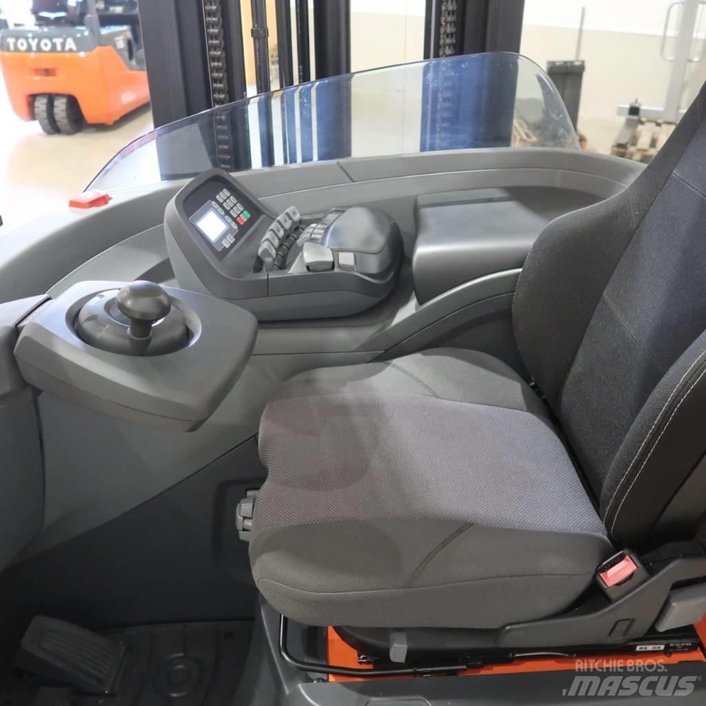 Toyota RRE160H Skjutstativtruck