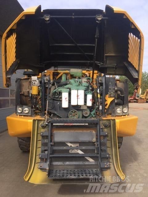 Volvo A25D Midjestyrd dumper