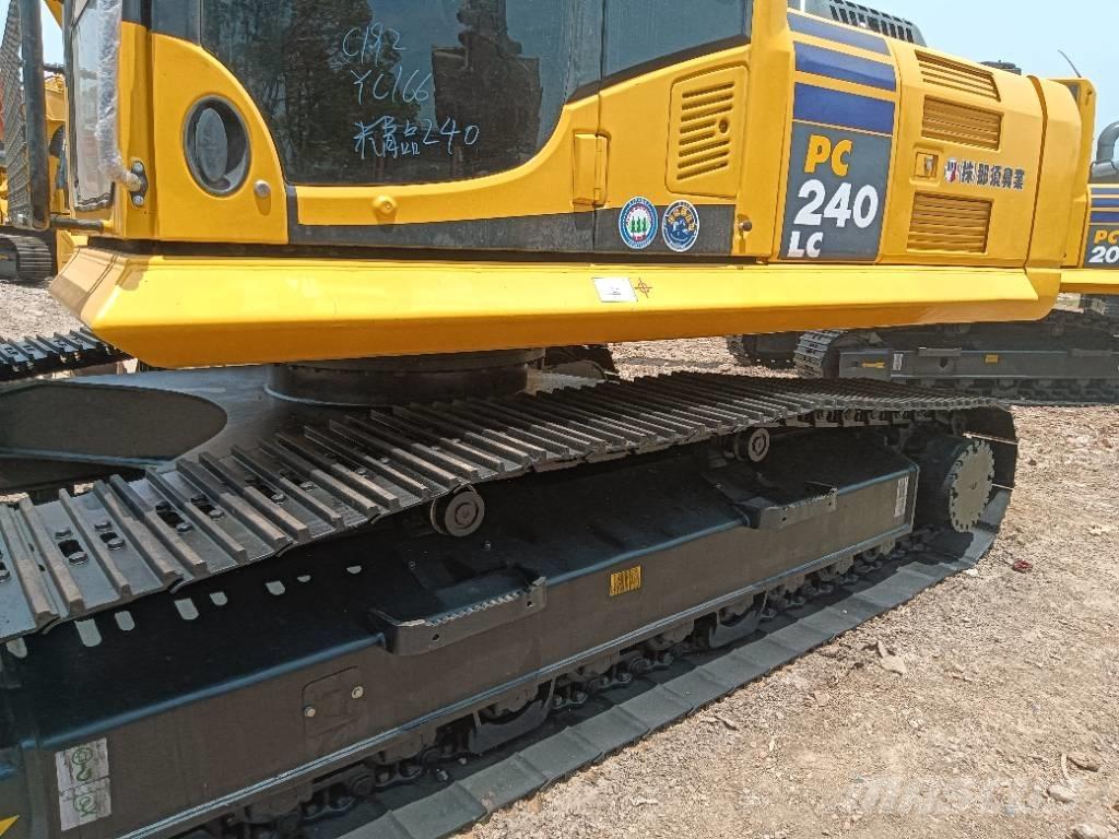 Komatsu PC 240 Bandgrävare