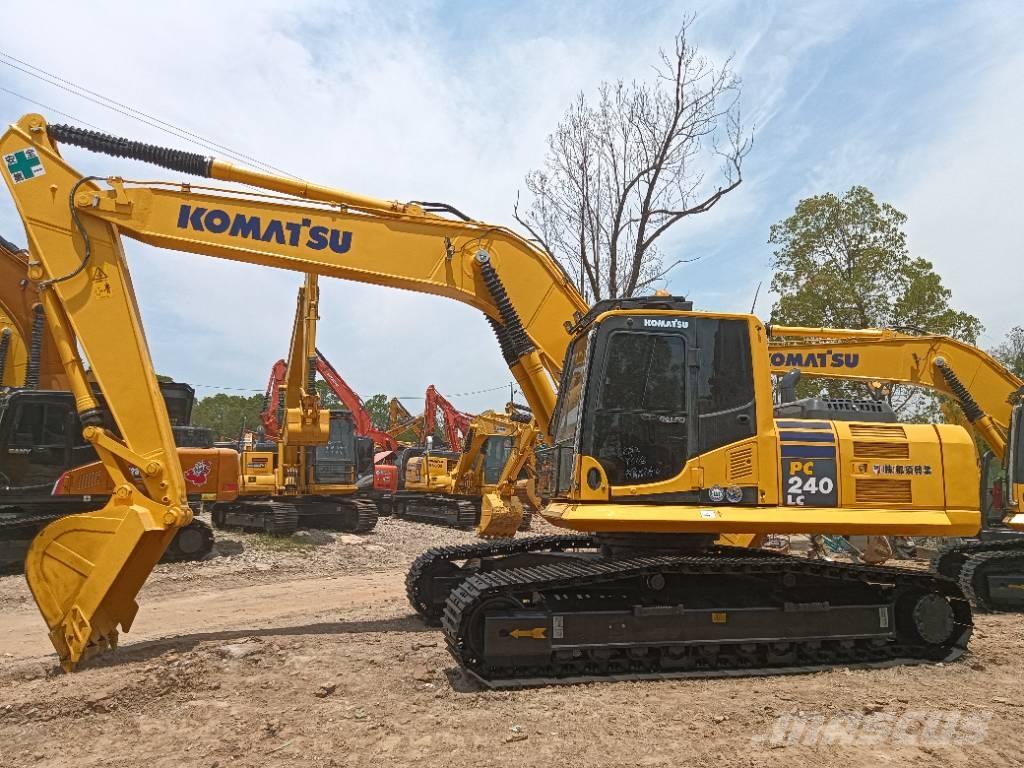 Komatsu PC 240 Bandgrävare