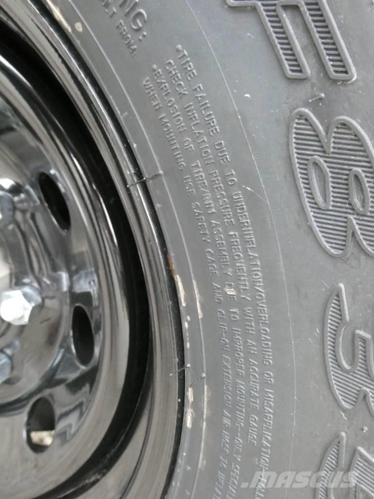 RawMaxx DTX24BP14K Maskintransporter
