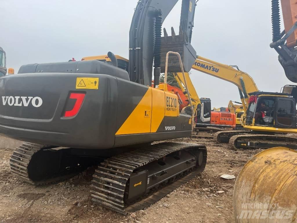 Volvo EC 210 LC Bandgrävare