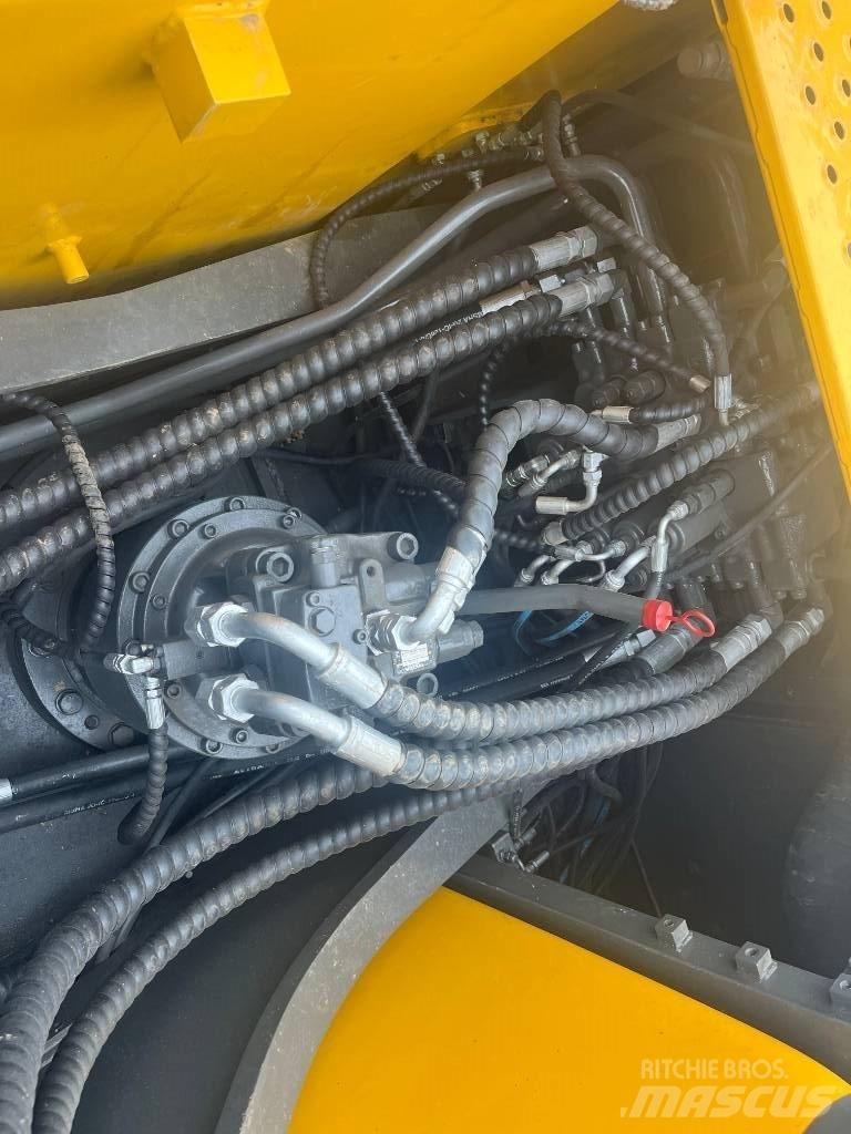 Volvo EC 210 LC Bandgrävare