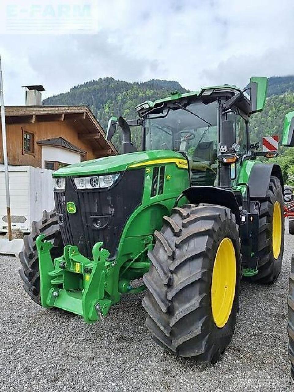 John Deere 7r 330 Traktorer