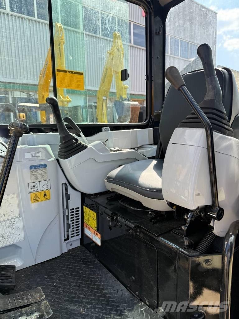 CAT 303.5E Minigrävare < 7t